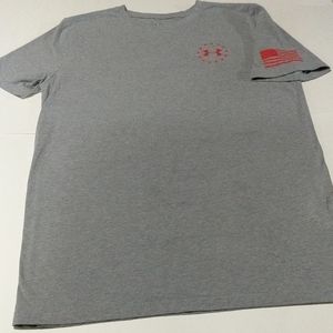 Under Armour T-shirt